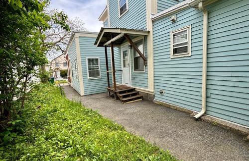 South Medford Apartment | Traveler’s Den in Medford