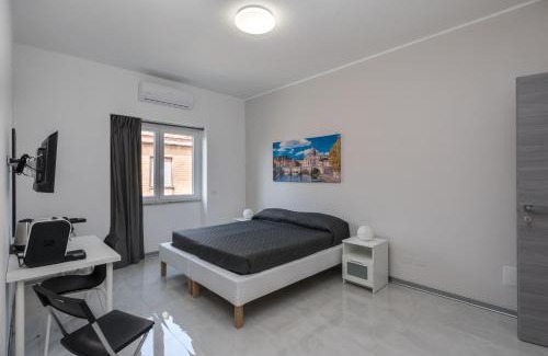 Ciampino House | Travelershome Ciampino Airport GuestHouse 600m to Airport