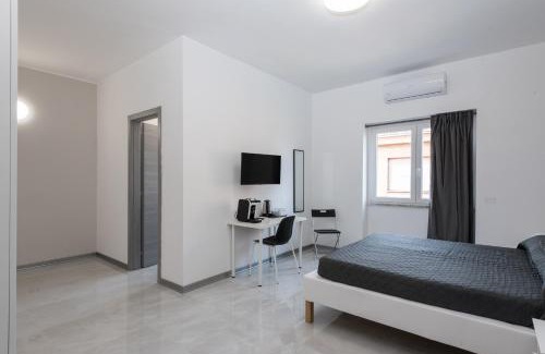 Ciampino House | Travelershome Ciampino Airport GuestHouse 600m to Airport