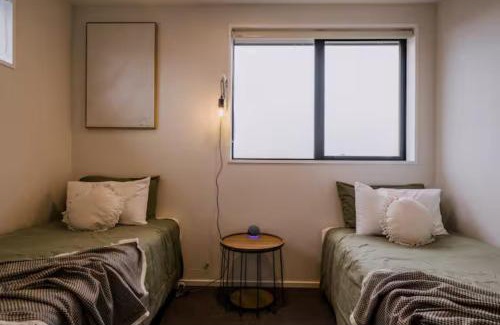Papanui Apartment | Travellers' dream steps from shops and close to Airport