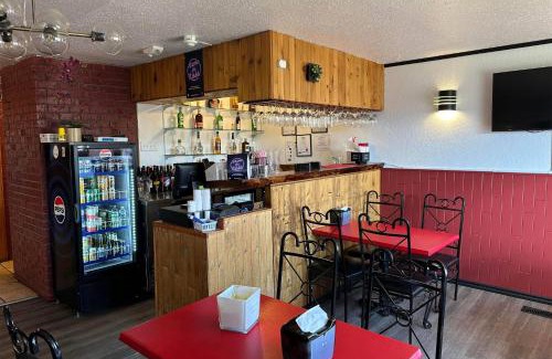 Chetwynd Hotel | Travelodge by Wyndam Chetwynd