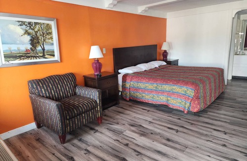 Elkton Hotel | Travelodge by Wyndham Elkton University Area