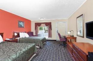 Jackson Hotel | Travelodge by Wyndham Jackson I-40 Exit 82