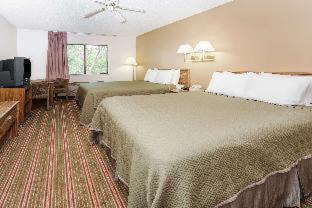 Del Camino Hotel | Travelodge by Wyndham Longmont