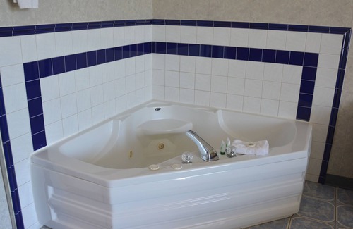 Milwaukee Hotel | Travelodge by Wyndham Milwaukee