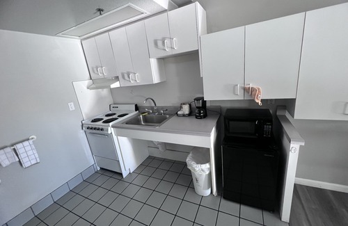 Benton Tract Hotel | Travelodge by Wyndham Redding CA