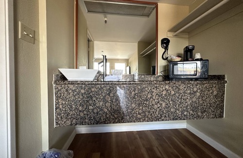 Downtown Reno Hotel | Travelodge by Wyndham Reno Downtown