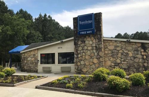 Cape Fear Hotel | Travelodge by Wyndham Fayetteville