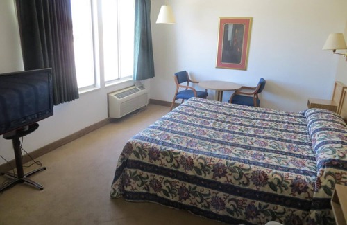 Green River Hotel | Travelodge by Wyndham Green River UT