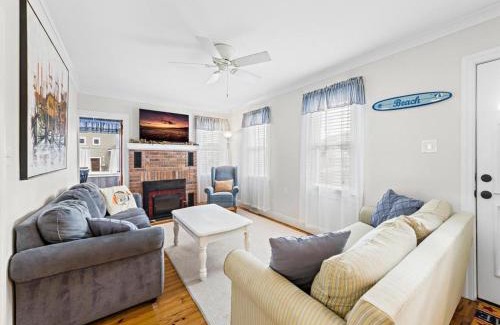 North Beach Haven Apartment | Traynor 1
