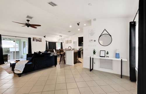 Port Saint Lucie House | Treasure Coast of FL with King Size Suite