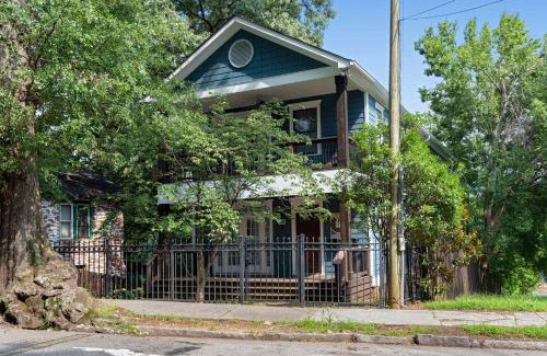 Old Fourth Ward Apartment | Treasure Island