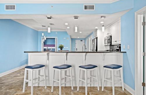 Lower Grand Lagoon Apartment | Treasure Island #1506