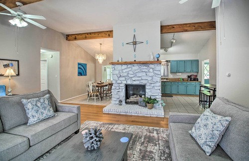 Mid America House | ‘Treasure Isle’ Waterfront Home on Ouachita River!