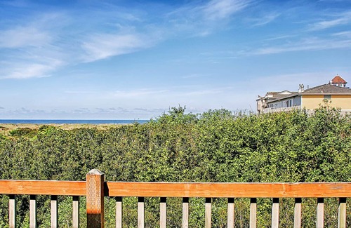Ocean Shores Condo | Treasured Cove Condo at Ocean Surf Condo