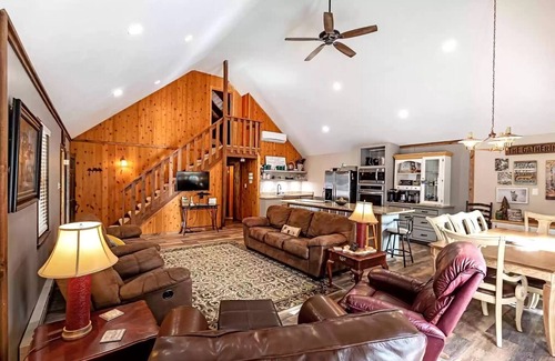 Cloudcroft House | Treasured memories - Serene mountain hideaway
