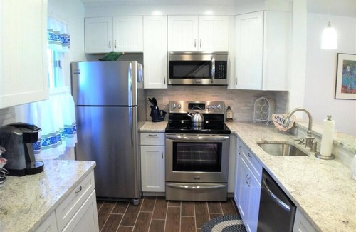 Brewster House | Treat yourself: Premium townhouse condo at Ocean Edge resort