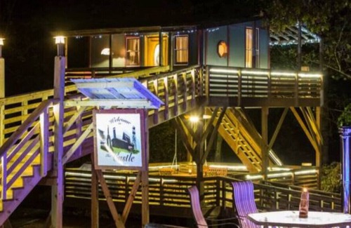 Stanardsville Cabin | Tree House at White Lotus Eco Spa Retreat