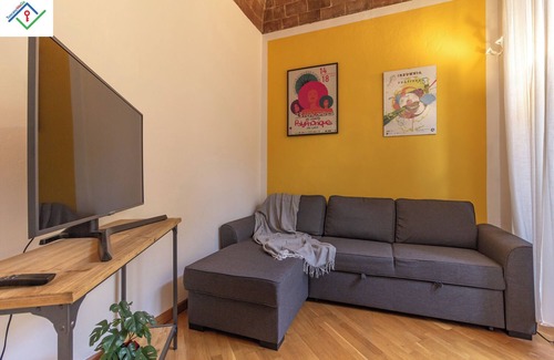 Pisa City Centre Apartment | Tree House by TuscanyWeGo