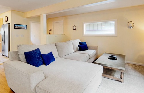 Burley House | Tree-lined home with firepit, grill, balcony, & wood-burning fireplace - dogs ok