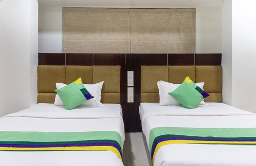 Aundh Hotel | Treebo Bhairavee, Baner