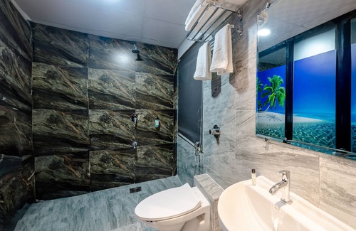 Viman Nagar Hotel | Treebo Cocostay, Hadapsar