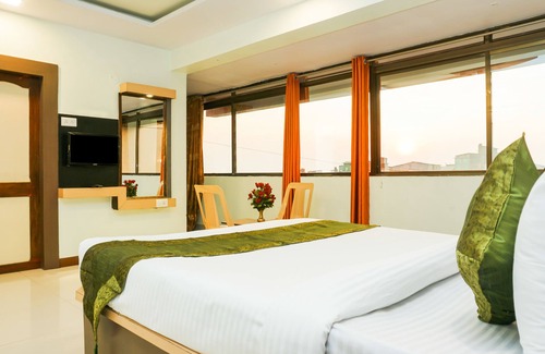 Mahabaleshwar Hotel | Treebo Hillway Inn Main Market