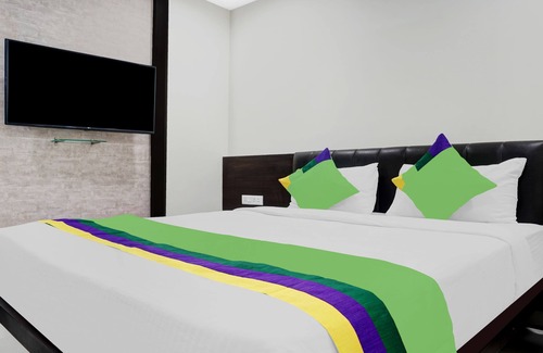 Vijayawada Hotel | Treebo Madhuvan Grand