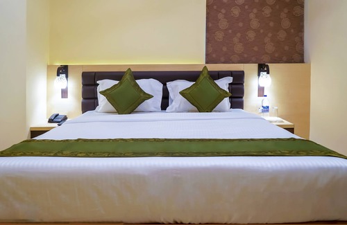 Bhubaneshwar Hotel | Treebo Oasis, Laxmisagar