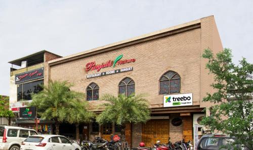 Faridabad Hotel | Treebo Punjabi Nature Residency, Near Faridabad Railway Station