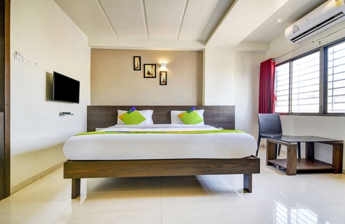 Kolhapur Hotel | Treebo Shree Sai Suites