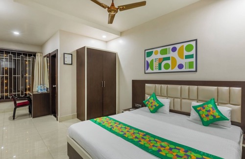 Jamshedpur Hotel | Treebo The Golden Sands, Bistupur