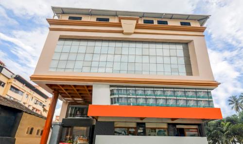 Adyar Hotel | Treebo The Horizon Kankanady