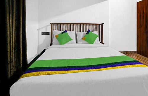 Devikolam Hotel | Treebo Trend The Hazeberg Munnar With Mountain View