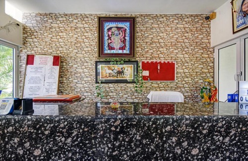 Bedla Hotel | Treebo Trend The Lavit Malhar With Mountain View