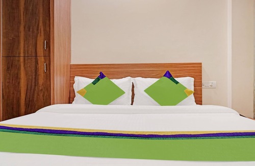 Pune Hotel | Treebo Trip Sai Krupa