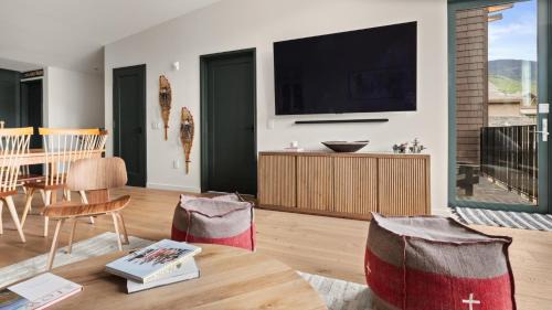 Stowe Area House | Treehouse 420 The Summit 3 Bed By Stowe Mountain Rentals