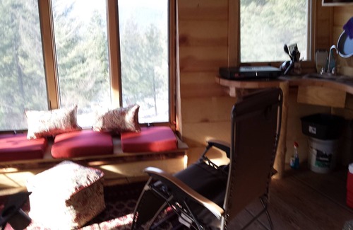 Rathdrum Cabin | TreeHouse at Hauser Lake Idaho