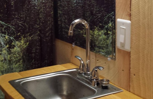 Rathdrum Cabin | TreeHouse at Hauser Lake Idaho
