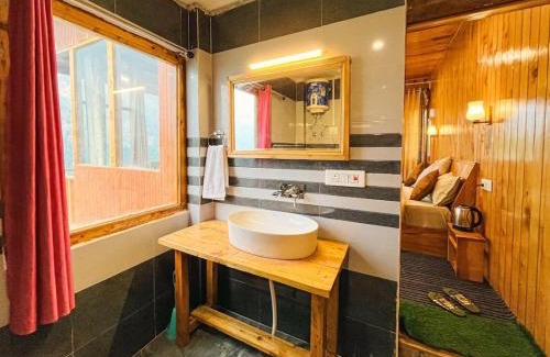 Banjar Apartment | Treehouse Casa De Nature Jibhi