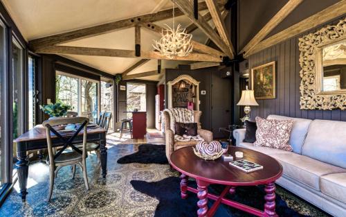 Big Canoe Villa | Treehouse of Life - Access Community Extras like Pools Golf Lakes Waterfalls Trails