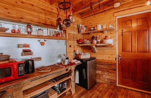 Port Angeles House | Treehouse-Small Eagles Perch over the water