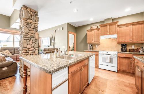Big White Ski Resort House | Treetops Ski Luxury Townhouse
