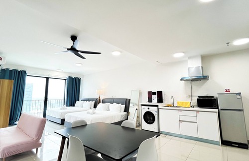 Shah Alam Apartment | Trefoil by Manhattan Group