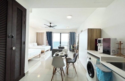 Shah Alam Apartment | Trefoil by Manhattan Group