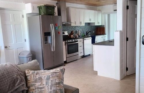 South Palmetto Point Resort | Trela Sands First Floor Garden Suite