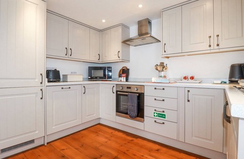 Trelowth Cottage | TRELOWTH CHAPEL, family friendly, with a garden in Polgooth