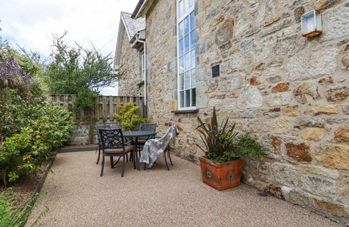 Trelowth Cottage | TRELOWTH CHAPEL, family friendly, with a garden in Polgooth