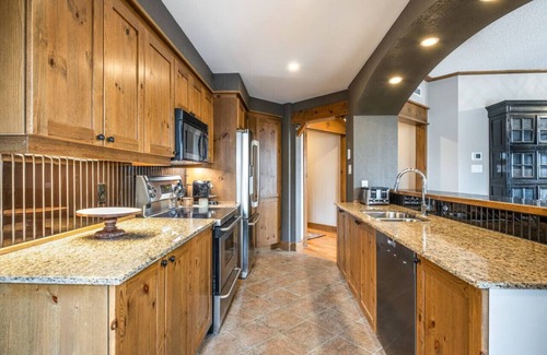 Mont-Tremblant Apartment | Tremblant Prestige - Équinoxe 170-8