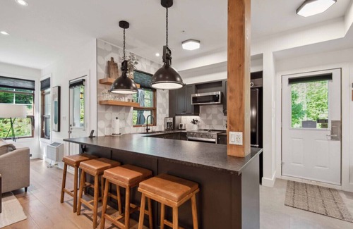Tremblant-Les-Eaux Apartment | Tremblant Prestige - Les Eaux 223-4